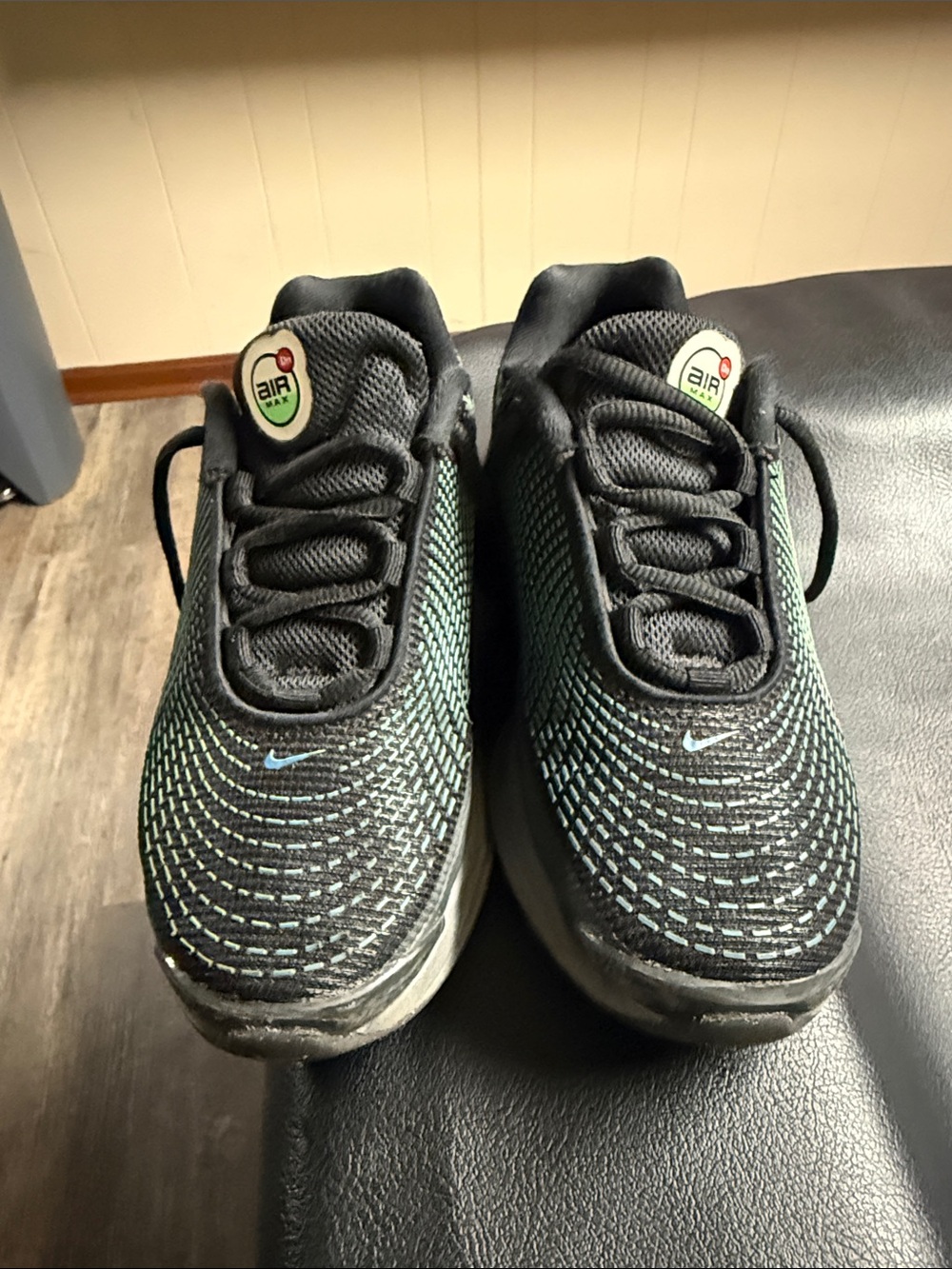Nike Kids Black and Teal Lace-Up Air Sneakers